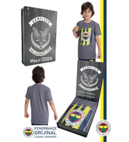 Fenerbahçe Orijinal Renkli Logo Sıfır Yaka Çocuk T-Shirt Kişiye Özel Hediyelik Ahşap Kutulu (Gri)
