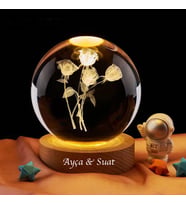 Kişiye Özel Işıklı Ahşap Gül Buketi Kristal Cam Küre 6cm