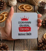 Kişiye Özel En Kral Dede Bardak Altlığı Babalar Günü Hediyesi (Beyaz)