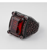 Yeni Model 925 Ayar Gümüş Erkek Yüzük Zirkon Taşlı Yanlardan Mini Zirkon Taş Süslemeli (Kırmızı)