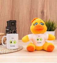 Kişiye Özel Sevimli Avokado Desenli Peluş Civciv ve Beyaz Kupa