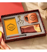 BK Gift Kişiye Özel İsimli Not Defteri & Kupa Bardak & Yıldız Anahtarlık & Kalem & Fular - Hediye Kutulu Set-3