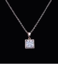 Rose Gold Kare Baget Kolye