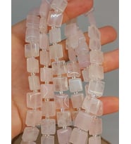 Pembe Kuvars Taşı Yandan Oyuklu Kare Kesim 10x10mm Dizi (49560)