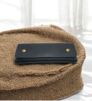 CY LeatherWorks Kişiselleştirilebilir El Yapımı Siyah Hakiki Deri Kalemlik