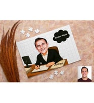 Memur Erkek Masa Başı İş Yapan Karikatürlü Kişiye Özel Puzzle