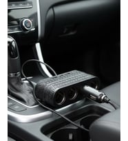 Araç Çakmak Çoklayıcı 4 Çıkışlı 2 Usb Ve Type C Girişli Çok Fonksiyonlu Şarj Ünitesi