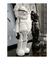 KAWS STORMTROOPER FİGÜR KAWS COSPLAY SİYAH 20CM (2Lİ)