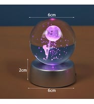 Dekoratif Renk Değiştiren Aya Çıkan Astronot Temalı Işıklı Cam Küre 8cm*6cm