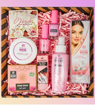 eJOYA Kişiye Özel Ayna & Doğal Gül Suyu & Doğal Sabun & Gül Sulu Makyaj Temizleme Pamuğu & Oje & Aloevera Krem & Tırnak Serumu Kozmetik Hediye Seti 110933
