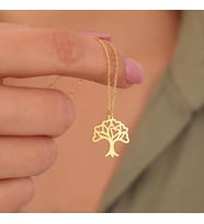 Kişiye Özel 925 Ayar Gümüş Şık Kalpli Ağaç Model Kolye (Gold)