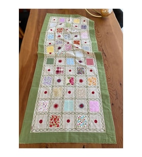 Yeşil Renkli Yamalı İşlemeli 50x130 Cm Runner
