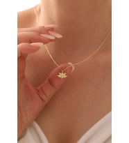 Gümüş Lotus Çiçeği Kolye 925 Ayar Gümüş Kolye