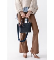 Just Polo Vera Fular Detaylı Ayarlanabilir Askılı Geniş Hacimli Kadın Omuz ve Çapraz Çantası (Lacivert)