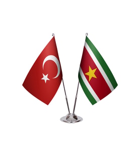 Surinam İkili Masa Bayrağı