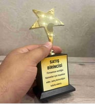 Gold - Altın Kupa Yıldız Ödül Oskarı