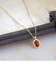 925 Ayar Kırmızı Taşlı Oval Minimal Gümüş Kolye