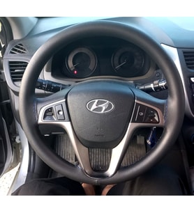 DİKİŞLİ DİREKSİYON KILIFI SİYAH DERİ SİYAH DİKİŞLİ HYUNDAİ ACCENT BLUE İÇİN