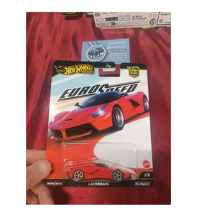 Hot Wheels La Ferrari