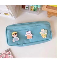 Kawaii Çok Bölmeli Kalem Kutusu – Geniş Kapasiteli Fermuarlı Organizer Kalemlik (Üstündeki Süsler Dahil Değildir)