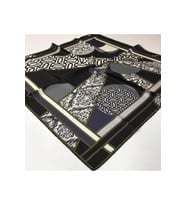 Geometrik Desen Black Seri Twill Eşarp Eşarp Askısı ile Birlikte 90x90 cm Siyah 