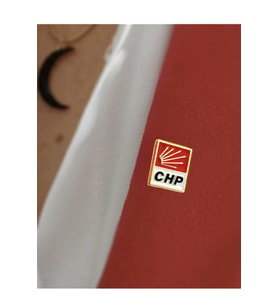 CHP ''Cumhuriyet Halk Partisi'' YAKA ROZETİ 12 ADET (Çok Renkli)