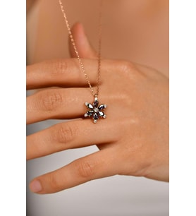 Mistik Topaz Taşlı Rose Lotus Çiçeği Gümüş Kolye