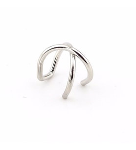 PARLAK GÜMÜŞ RENKLİ EARCUFF KULAK KELEPÇESİ ÇAPRAZ SARMAL EX089