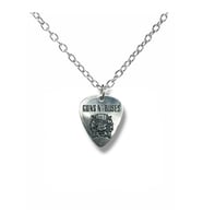 Guns N' Roses Pena Kolye – Çift Taraflı Rock El İşaretli Unisex Metal Kolye (60 cm Zincir) (Gümüş)