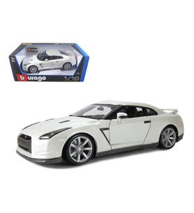 Burago 2009 Nissan GT-R 1/18 Model Araba