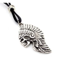 KIZILDERİLİ KURUKAFA SİYAH DERİ METAL ERKEK KOLYE Q0592