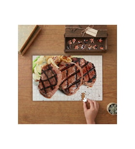 Izgarada Pişmiş Kırmızı Et - Akşam Yemeği Tasarımı 240 parça Ahşap Puzzle Ahşap Kutuda MP01772