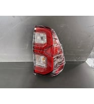 TOYOTA HİLUX SAĞ ARKA STOP DUYLU LEDLİ SIFIR 2021 - 2025