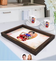 BK Gift Kişiye Özel İsimli Sevgililer Karikatürlü Doğal Ahşap Tepsi ve 2’li Kahve Fincan Seti-10