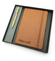 Signator® Codex  N251 Kişiye Özel Defterli Set - İsme Özel Gold Kalem + İsme Özel Kahverengi Defter  İsme Özel Kutusunda Hediyelik Set (Karışık)