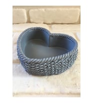 Dekoratif Örgü Desenli Kalp Beton Saksı Gri 10*14*4 Cm