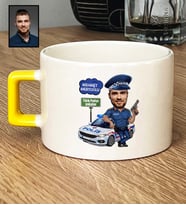 Kişiye Özel Kişiye Özel Karikatürlü Erkek Polis Lüks Fincan Polisler Günü Hediyesi