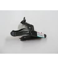 TOYOTA HILUX- PICK UP LN145- D4D 02/05; ÖN ÇAMURLUK İÇ BAĞLANTI BRAKETİ SAĞ (TW) 53705-35070