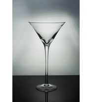 Paşabahçe Kristal El İmalatı Ayaklı Büyük Boy Martini Kadeh 1 Adet 642021 11186
