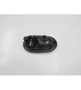 DACIA SANDERO- 13/20; ÖN KAPI İÇ AÇMA KOLU SAĞ SİYAH 826721919R 1514-3011