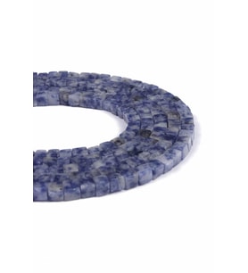 Sodalit Doğal Taş Küp Kesim 4x4mm Dizi