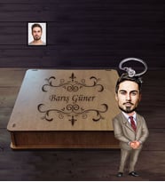Kişiye Özel Öğretmen Karikatürlü  Ahşap Anahtarlık Kutulu Bay-17