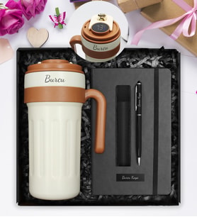 Kişiye Özel Çelik Kulplu 700 ML Dereceli Termos & Kişiye Özel Defter & Kişiye Özel Deri Kılıflı Touch Pen Kalem Hediye Seti