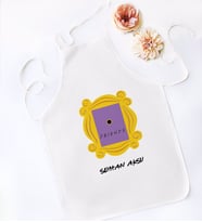 BK Gift Kişiye Özel İsimli Friends Kapı Çerçevesi Tasarımlı Beyaz Mutfak Önlüğü-2
