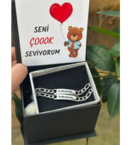 SEVGİLİLER GÜNÜ KUTUSUNDA ÇELİK KENDİN YAZDIR ÇİFT BİLEKLİK (2 ADET)