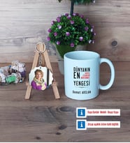 Yengeye Hediye Kupa Bardak Beyaz ve Fotoğraflı Ahşap Anahtarlık Hediye (Model 1)