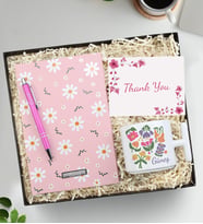 Kişiye Özel Papatya Tasarım Defter & Gümüş Renk Detaylı Pembe Tükenmez Kalem & T Kupa