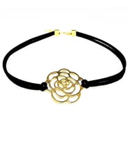 Siyah Süet Kadın Gül Choker Kolye