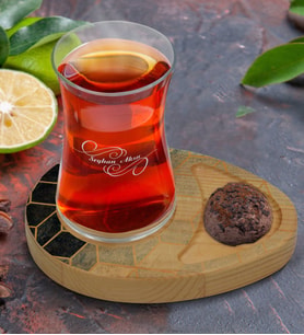 BK Gift Kişiye Özel Mermer Tasarımlı Doğal Ahşap Tabaklı Heybeli Çay Bardağı Sunum Seti Model 7
