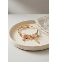Kelebek Model Gold Renk Pembe Charmlı Bileklik